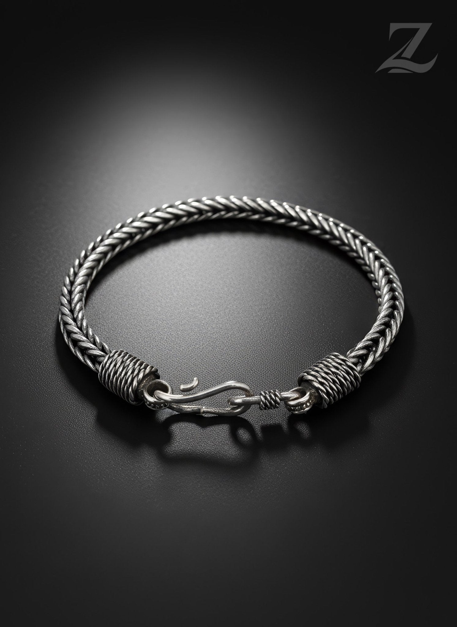 Dynasty Foxtail Bracelet - Zarkaar