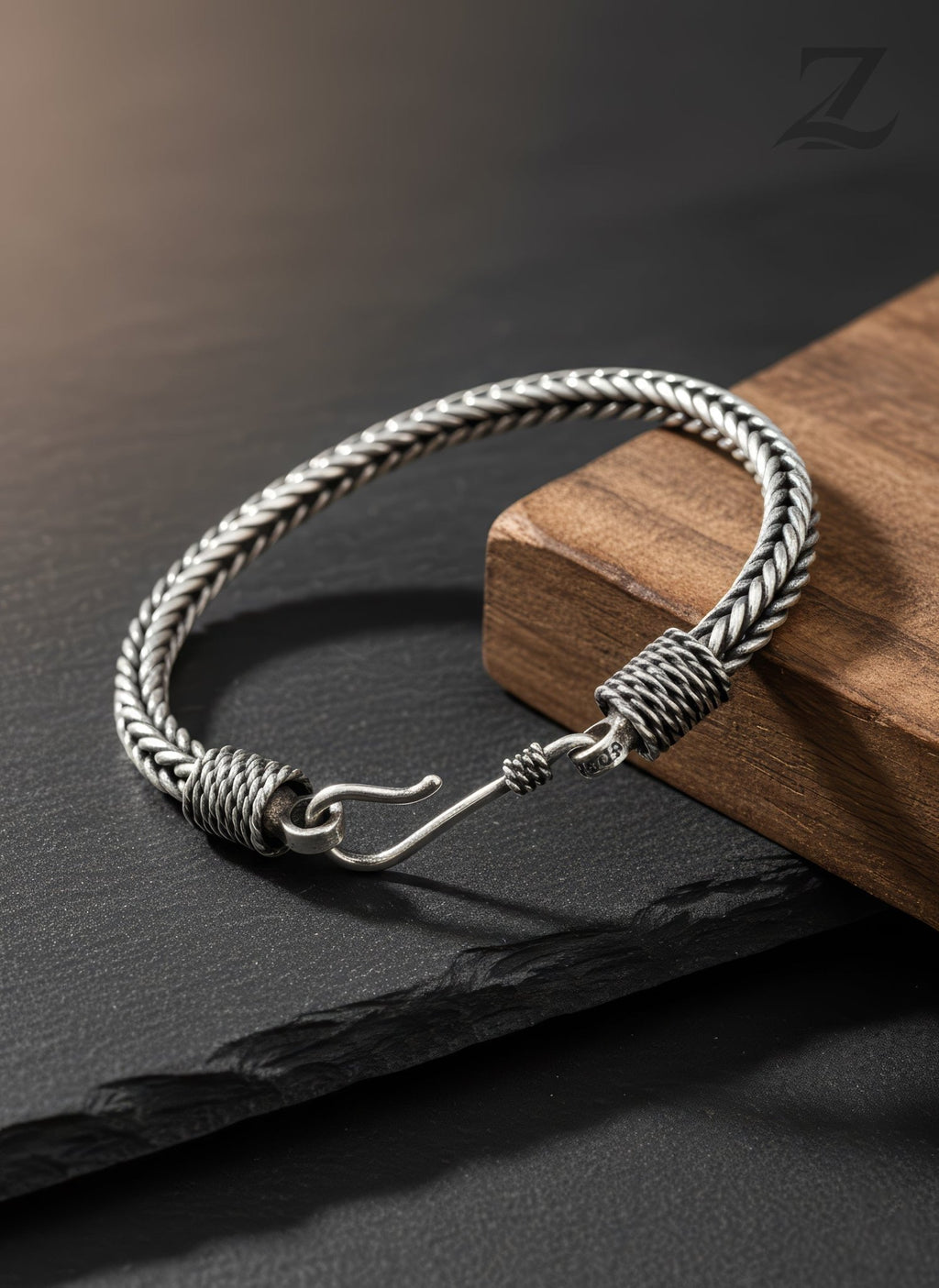 Dynasty Foxtail Bracelet - Zarkaar