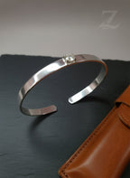 Solitaire Radiance Cuff - Zarkaar